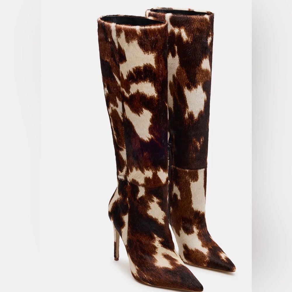 Steve Madden NITRO BROWN COW PRINT. Size 9.5 but fits like a 9. Only worn once.